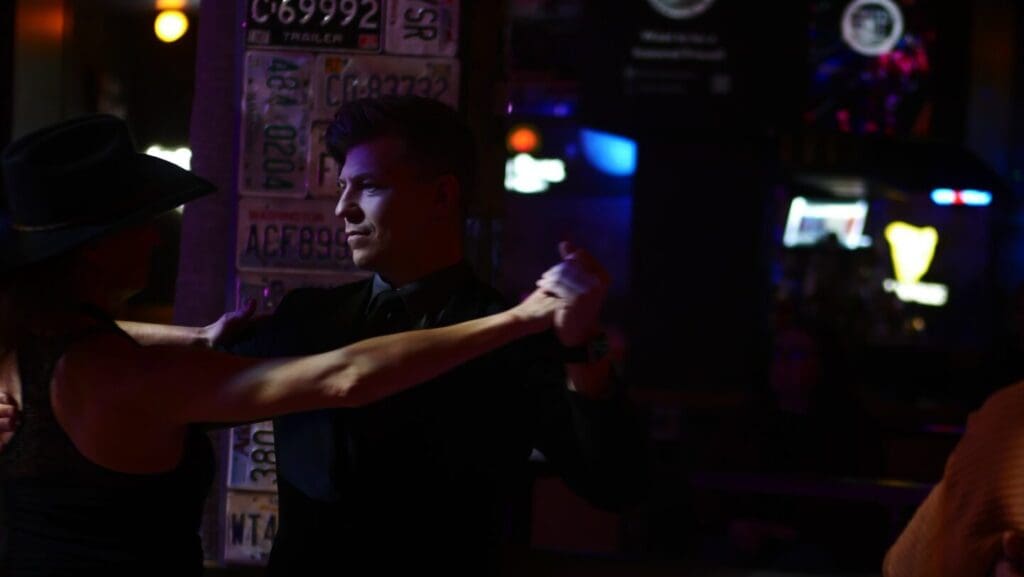 Bronze Group Dance Class with Chris in Nashville